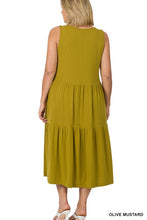 Load image into Gallery viewer, Plus Sleeveless Tiered Midi Dress
